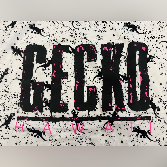 Gecko Hawaii retro 90s style “Forever Gecko Puffed Lava tee.” Size medium - Picture 7 of 7